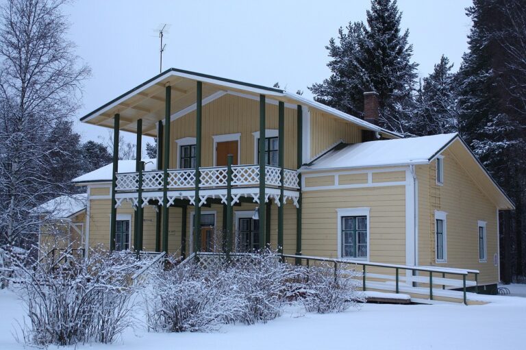 Log home exterior gutter refurbishment solutions